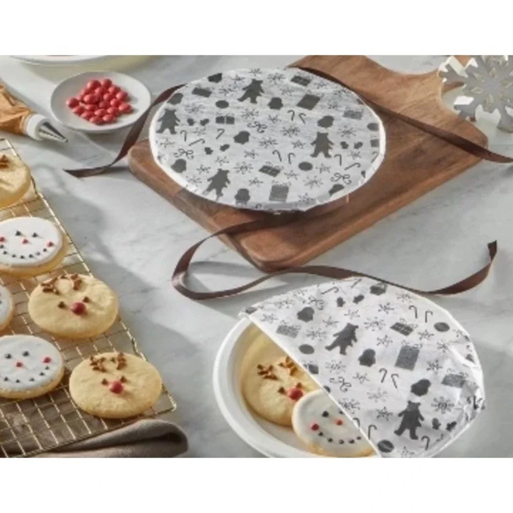(2) Reynolds Wrap Holiday Fun Standard Aluminum Foil 25 Sq Ft Ea Limited Edition